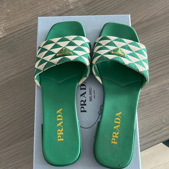 Authentic Prada sandals good condition and super comfy! - Picture 2 of 5